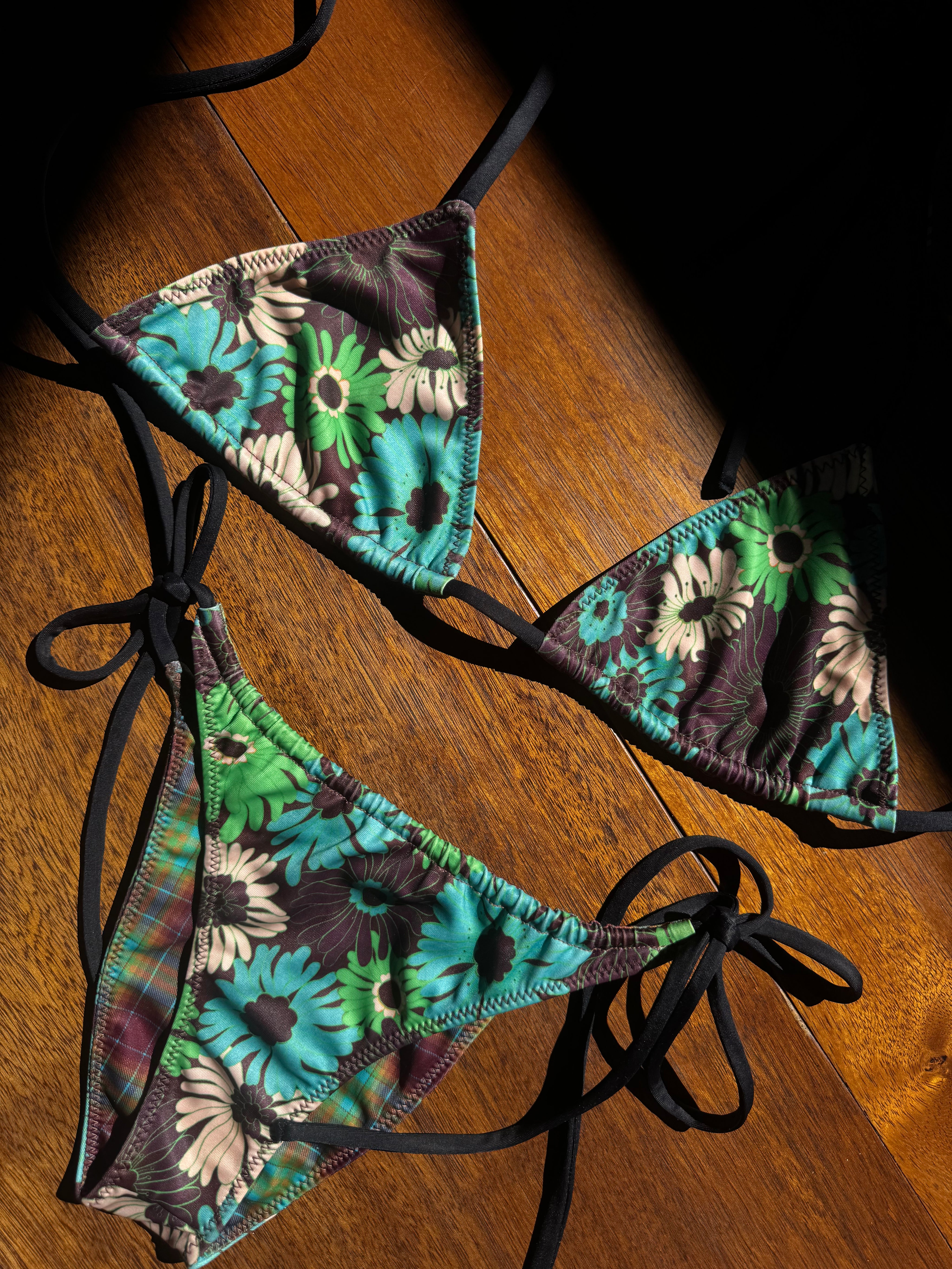 REVERSIBLE TOP | DELIA