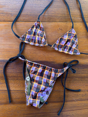 
                  
                    reversible set - set 4: Bianca plaid + Purple daisy
                  
                