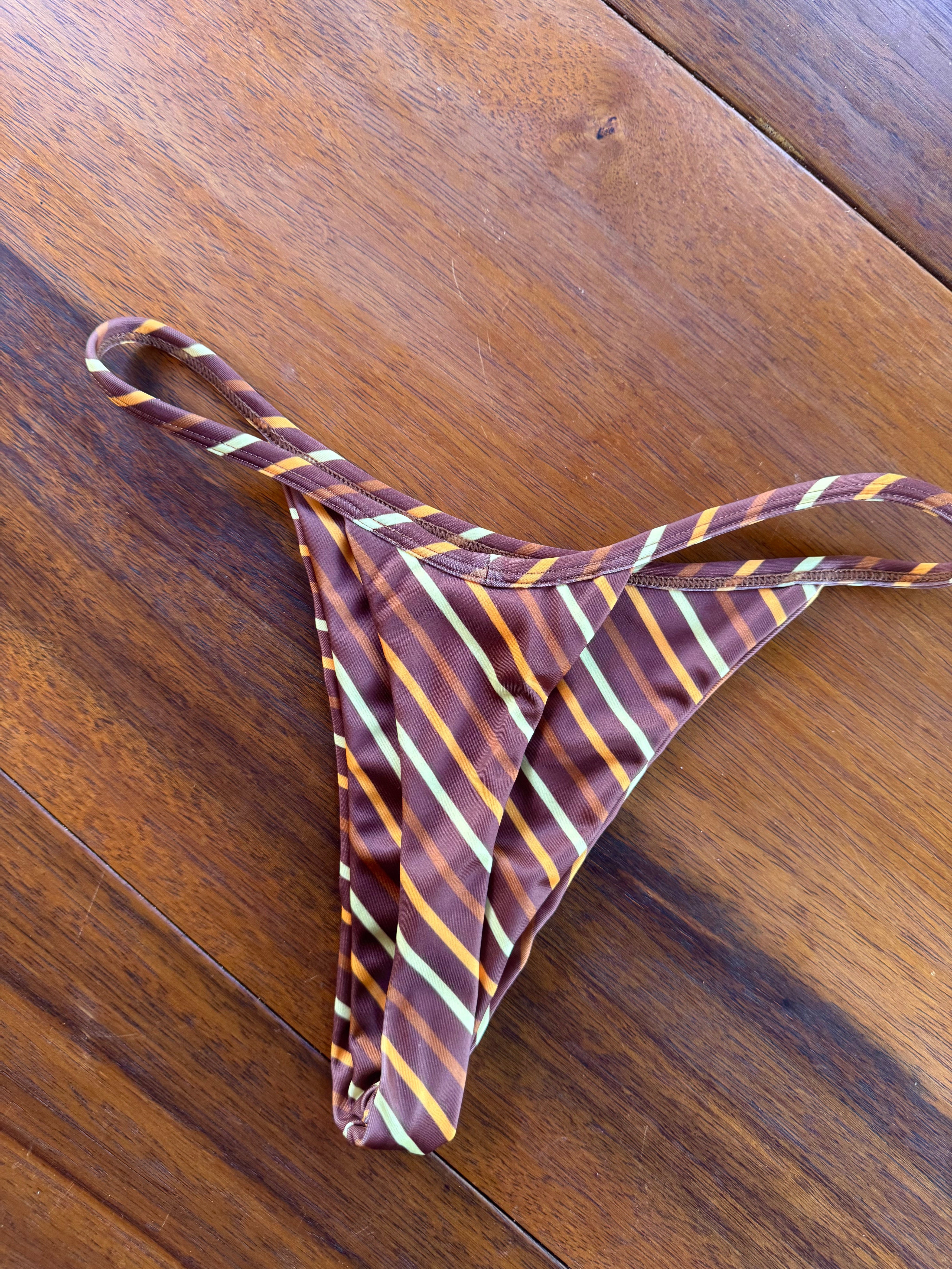 THONG BOTTOM | DIAGONAL STRIPE